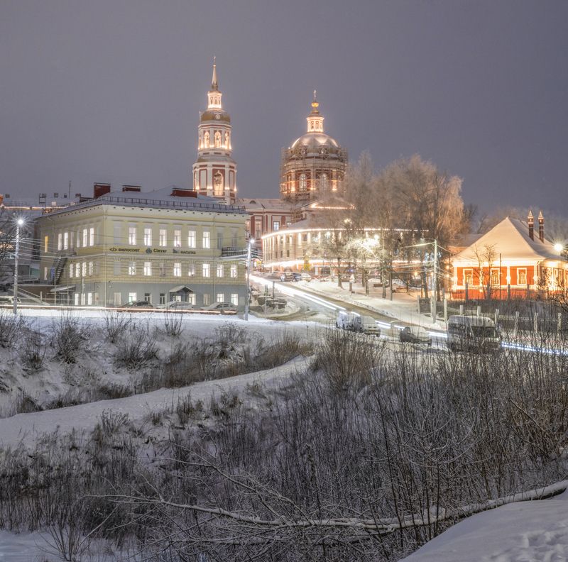 Зимний вид на Спасский собор фото превью