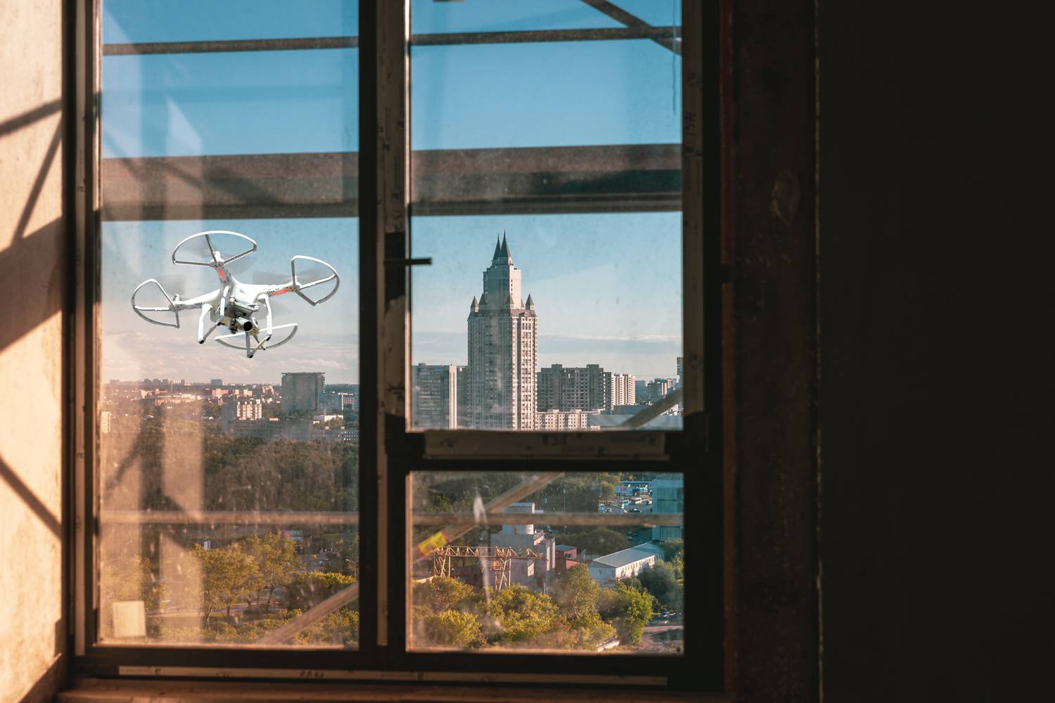 Кто-то смотрит на меня. Автор: Шурчков Юрий , Шурчков Юрий