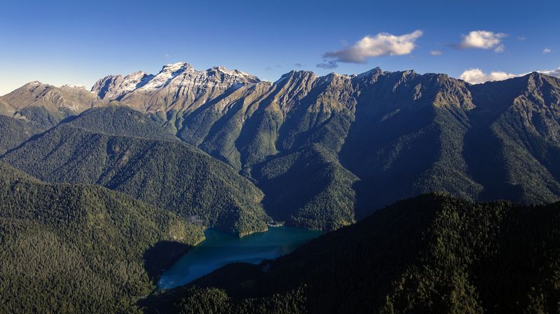 озеро рица, рица, абхазия Озеро Рицаphoto preview