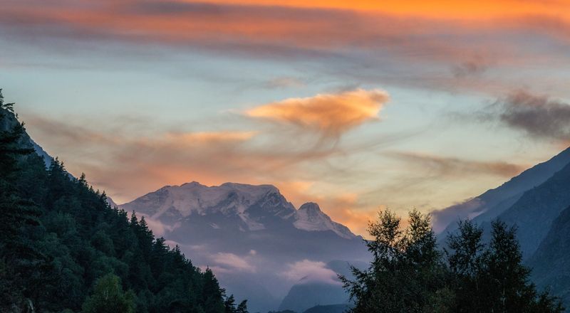 Вечер в Балкарииphoto preview