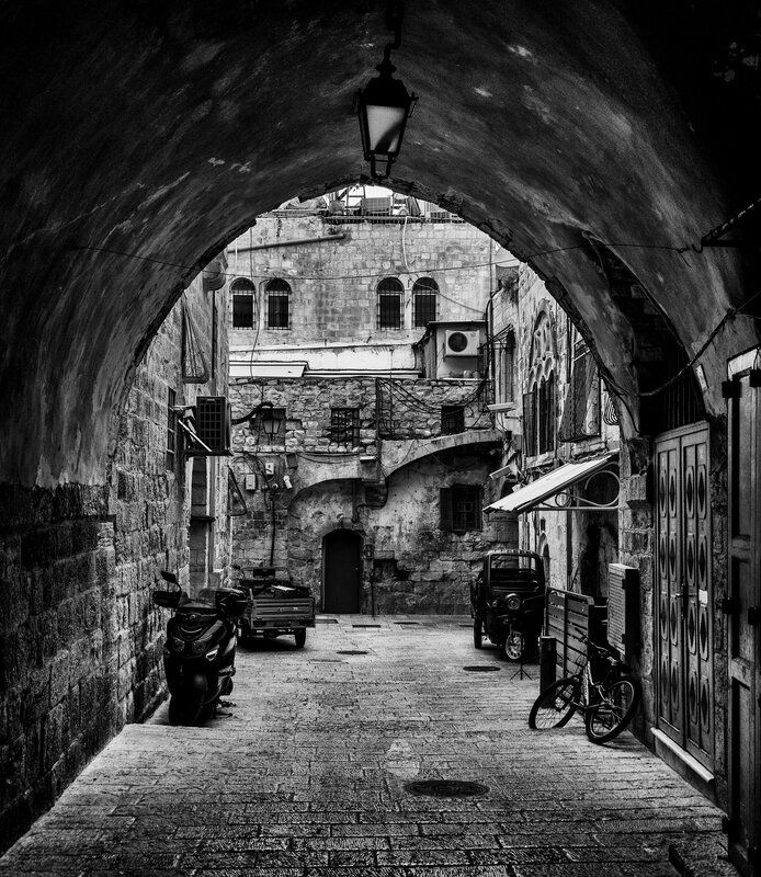 Иерусалимские дворикиphoto preview