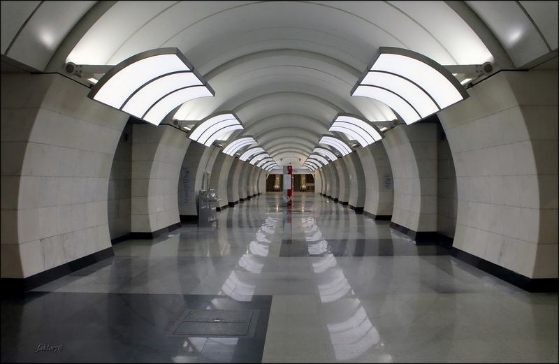 метро, москва, архитектура, транспорт, город, подземка станция метро Бутырская. Москваphoto preview