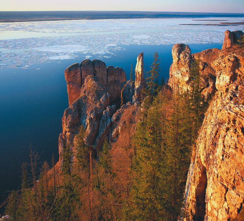 Ледоход на Ленских столбах.photo preview