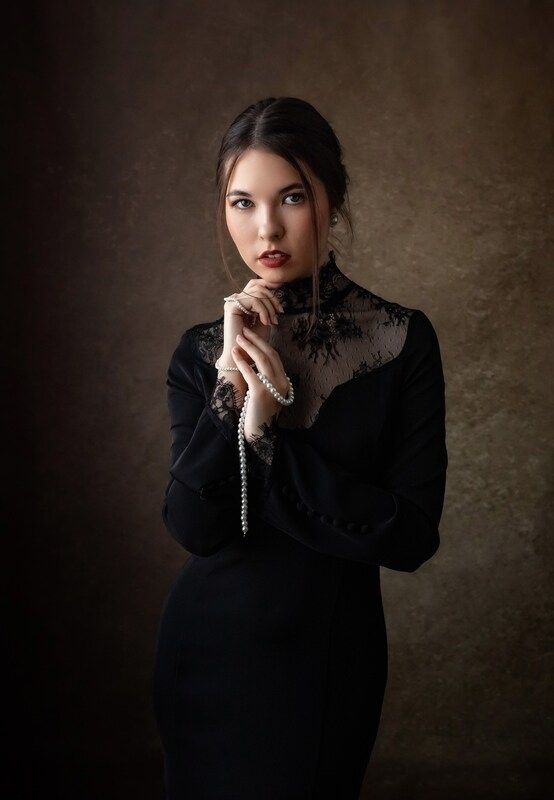 Портрет с бусамиphoto preview