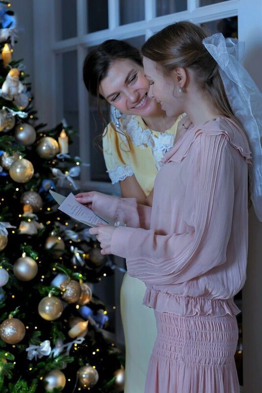 Сёстры, красивые девушки, ретро, винтаж, новогодние праздники, Новый год, студия Радостьphoto preview