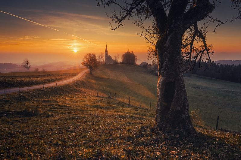 Slovenian sunrisephoto preview