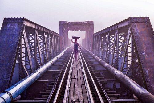The journey home on the bridge