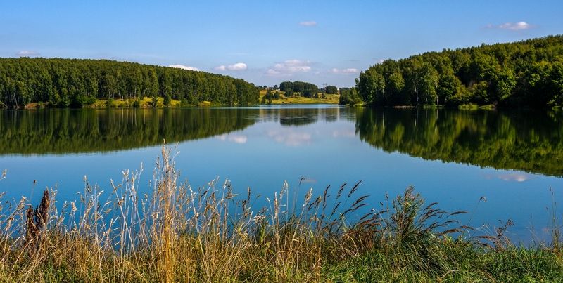 Озеро фото превью