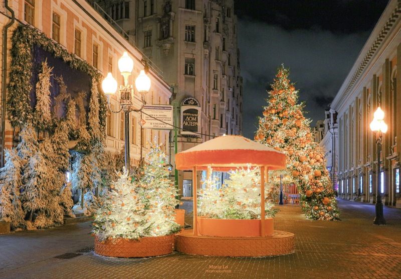 москва старыйарбат огнибольшогогорода зимняясказка сказкавгороде рождество проектзимавмоскве рождественскоенастроение мандарин снег Мандариновый Арбатphoto preview