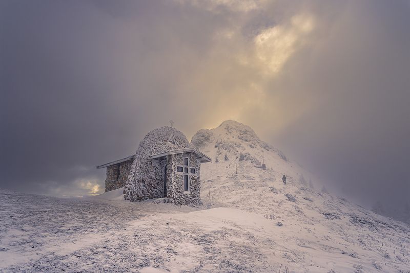 landscape, nature, scenery, winter, evening, ice, chapel, snow, frost, peak, mountain, bulgaria Frozen remembrance / Застывшие воспоминания фото превью