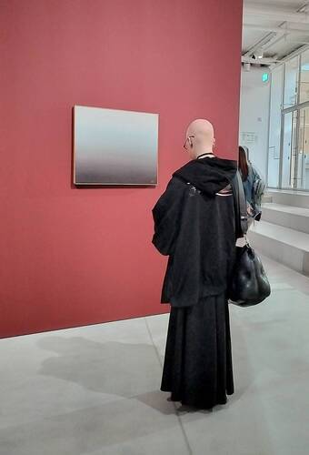 Бархан наступает