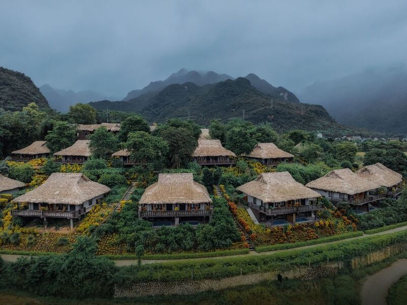 Вьетнам путешествие Туманным утромphoto preview