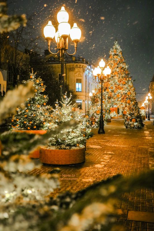 москва старыйарбат огнибольшогогорода зимняясказка сказкавгороде рождество проектзимавмоскве рождественскоенастроение мандарин снег Мандариновый Арбатphoto preview