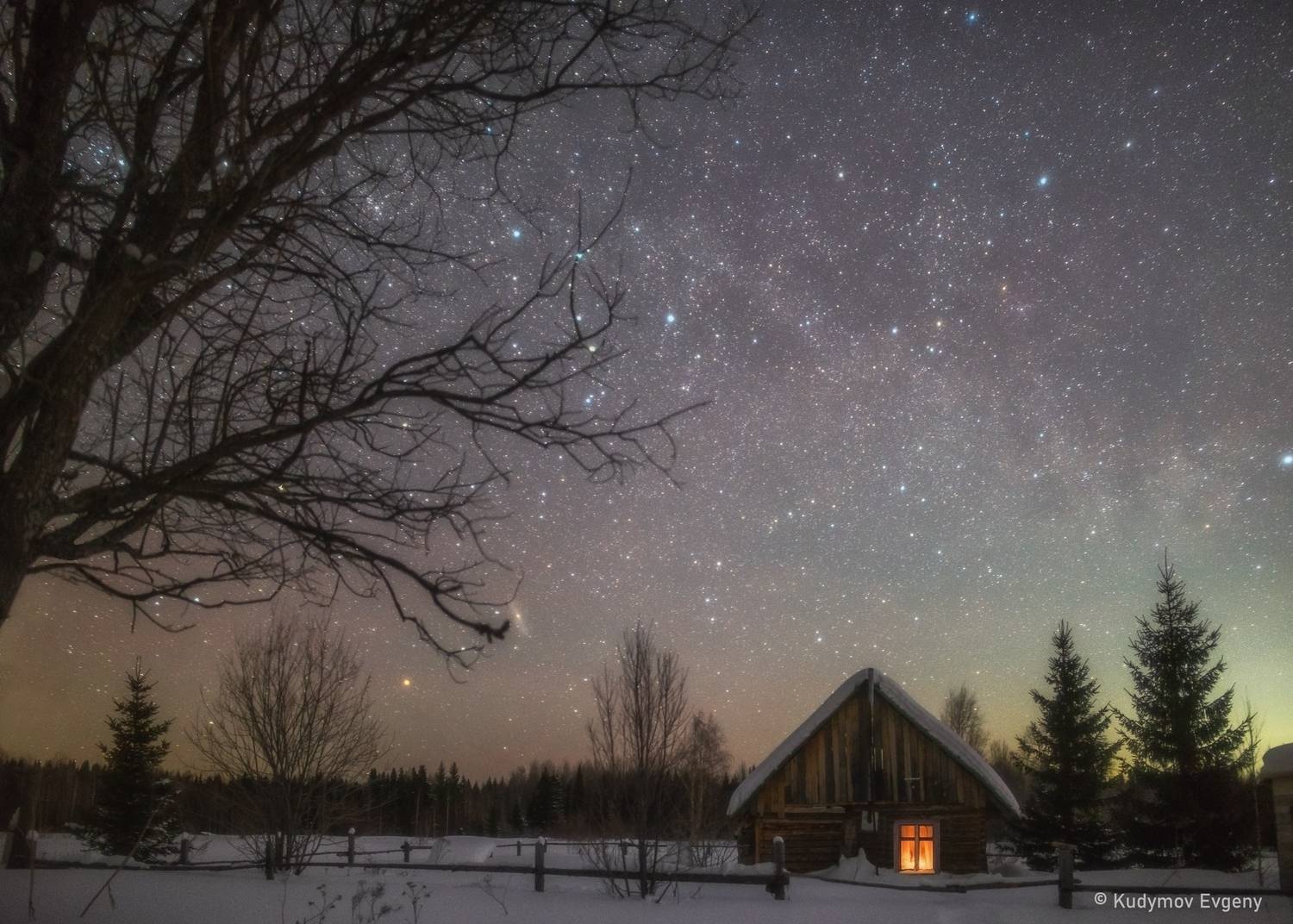 "Ночь в русской глубинке". Автор: Евгений Кудымов астрофото, урал, уральскийфотограф, ночь, звёзды, Евгений Кудымов