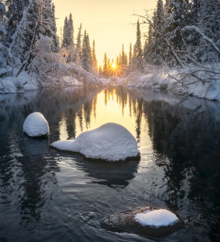 кольский, зима, снег, мороз, река, рассвет, солнце Речная прогулкаphoto preview