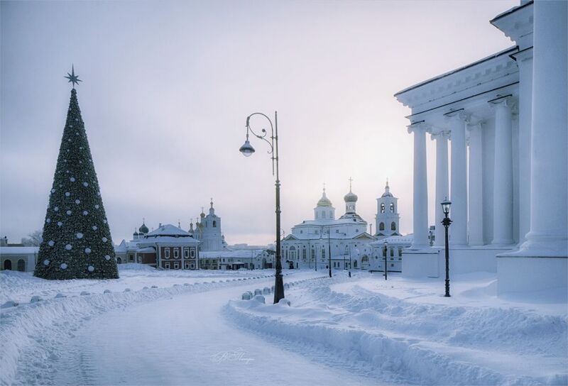 площадь ёлка храмы Утро фото превью