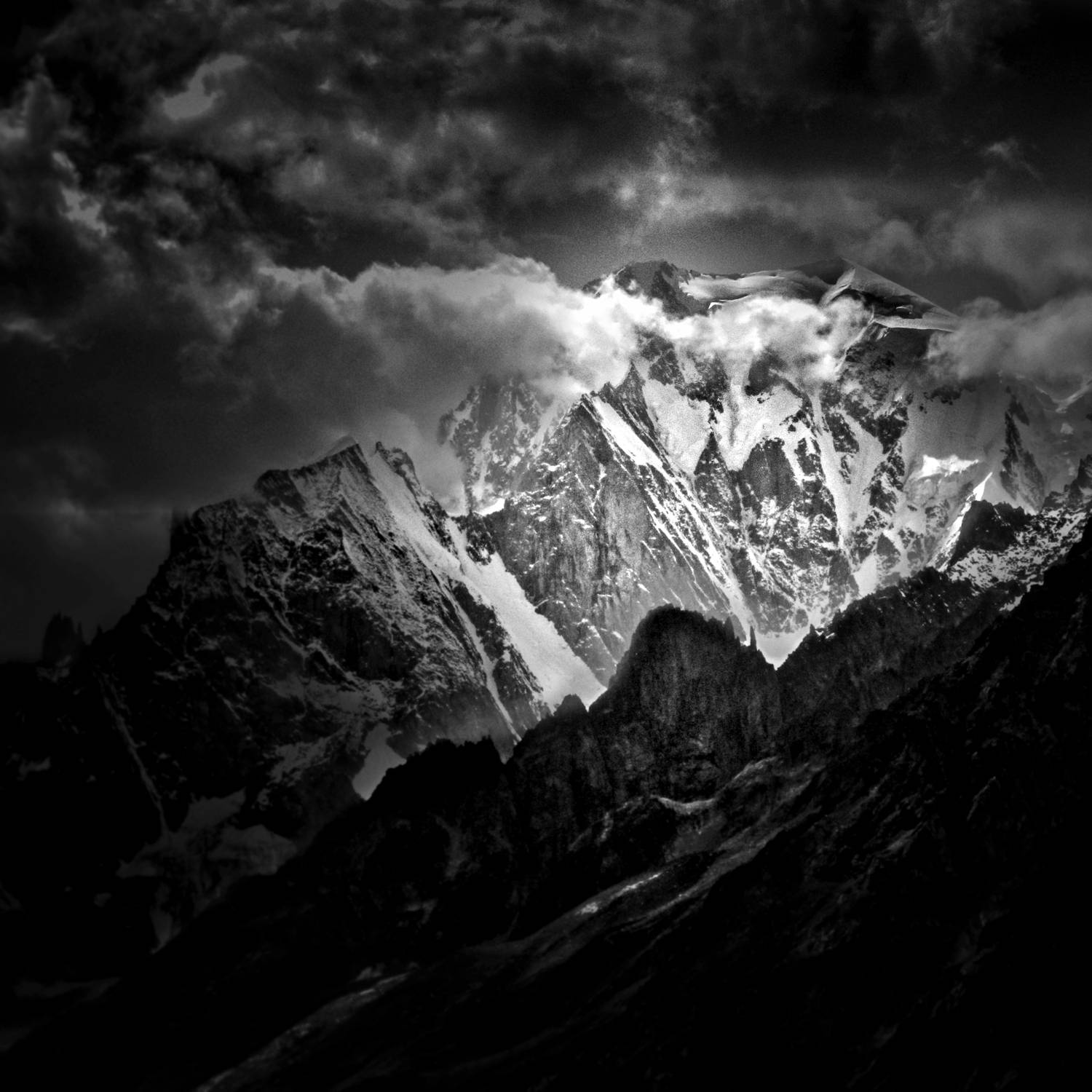 mountain, clouds,fog,montblanc,courmayeur,fineart,landscape, av peteghium