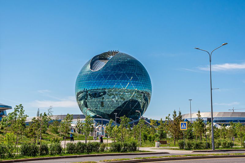 Архитектура и улицы Астаны, Казахстанphoto preview