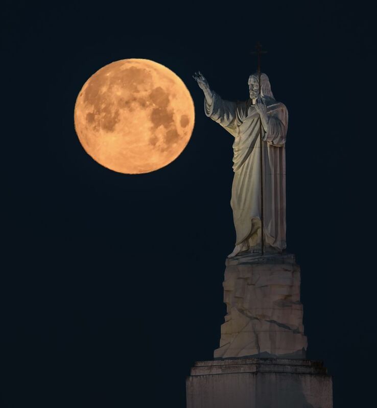 кавказ, кмв, кавказские минеральные воды, лунная ночь, полнолуние, луна, ессентуки, скульптура, статуя, 600 мм, ночной город, fullmoon, moon Creation of the Moon 2photo preview