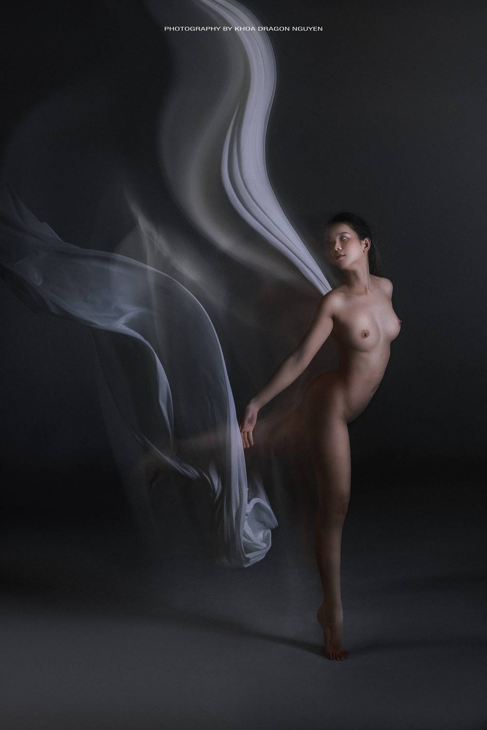 Nude, Nude art, Nguyễn Khoa