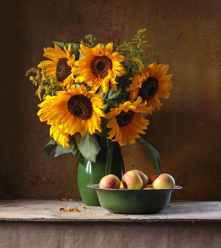 натюрморт, фотонатюрморт, still life, stillifefoto, лето, подсолнухи, ретро_натюрморт, наталья_казанцева Ранней осеньюphoto preview