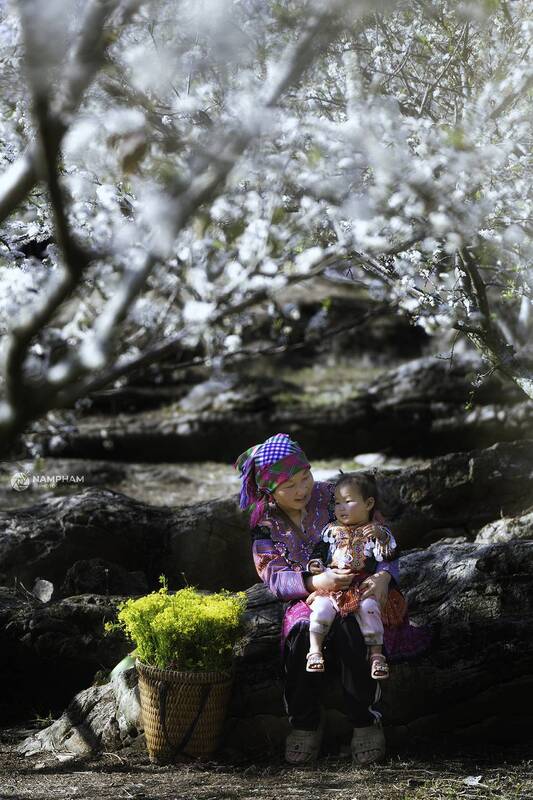 Mother and daughterphoto preview