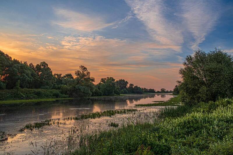 лето озеро рассвет облака природа пейзаж Утро на озере.photo preview