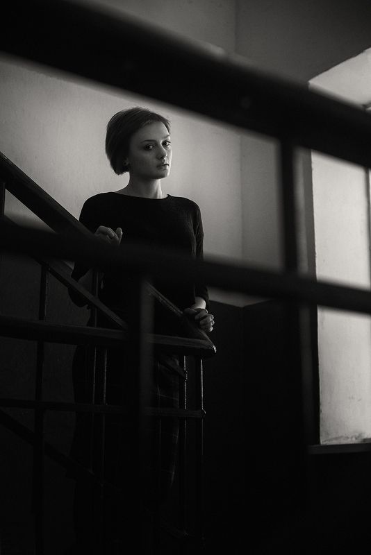 b\\w girl Аннаphoto preview