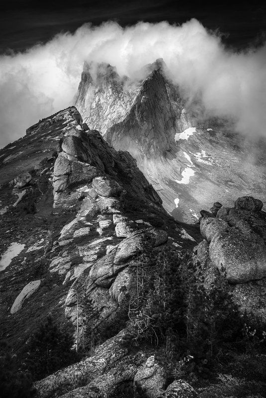 Большой, Вершина, Высокий, Горы, Ергаки, Камни, Красивый, Красноярский край, Крутой, Низко, Облака, Пейзаж, Пик, Природа, Сибирь, Скалы, Туман Пик звездныйphoto preview