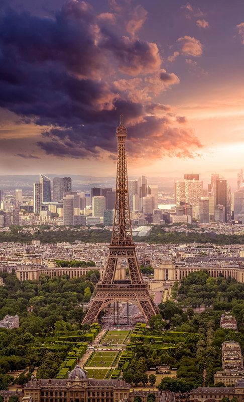 Clouds, Paris, Sky Symbol of Parisphoto preview