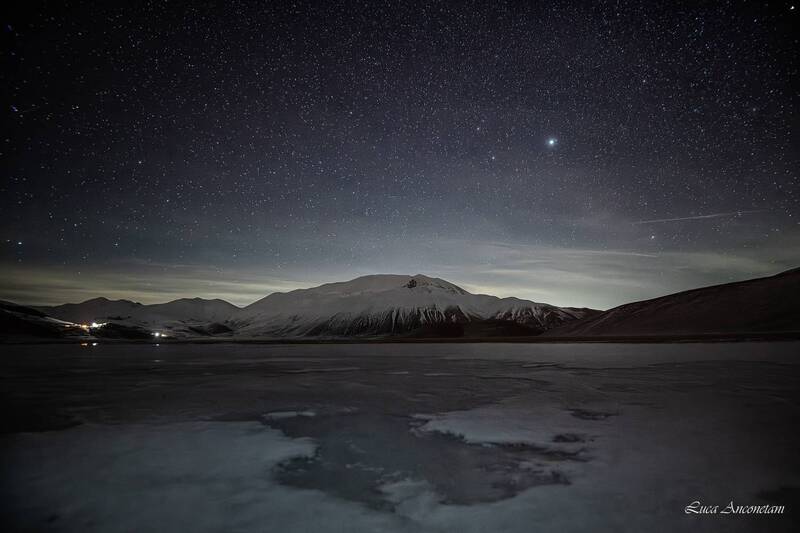night stars landscape cold winter italy umbria ice A long nightphoto preview