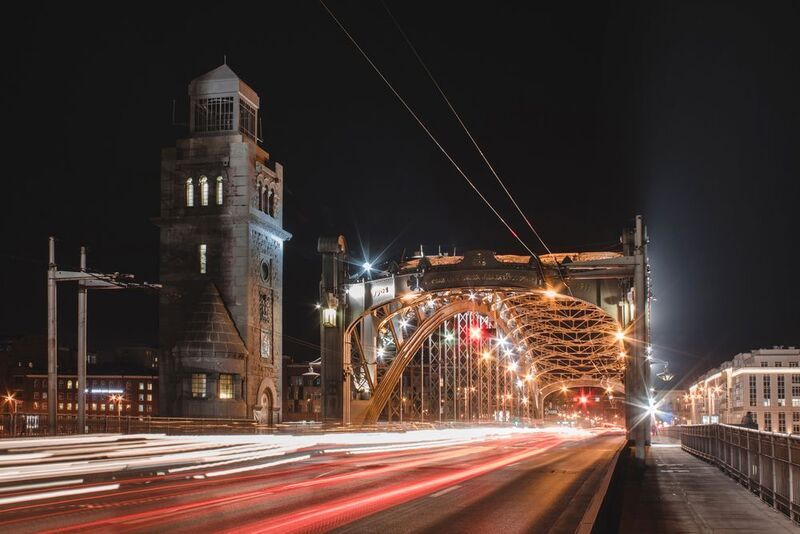 Санкт-Петербург, Питер, Нева, город на Неве Большеохтинский мостphoto preview