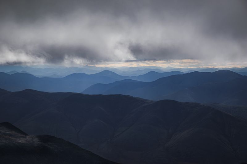 Между небом и землёйphoto preview