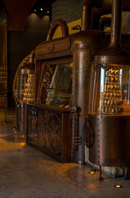 Интерьеры Лиссабона. Ресторан Museu da Cervejaphoto preview