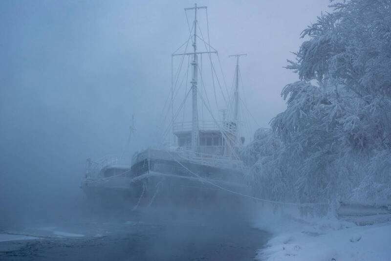 Призрак из холодного сумракаphoto preview