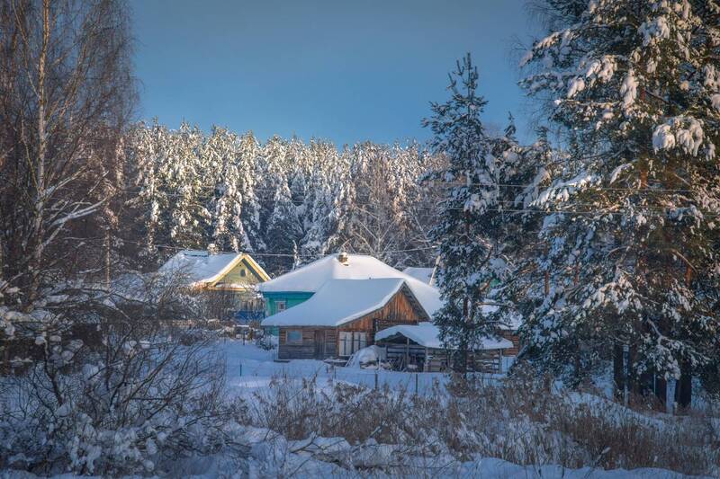 зима вечер деревня лес серково На окрайне деревниphoto preview