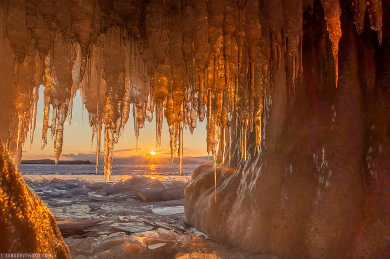 байкал, сибирь, грот, зима, байкальский лед, иркутская область, зимний байкал, ольхон, озеро байкал, природа, пейзаж, baikal, siberia, grotto, winter, baikal ice, winter baikal, olkhon, lake baikal, nature, landscape Янтарная комната | The Amber Roomphoto preview