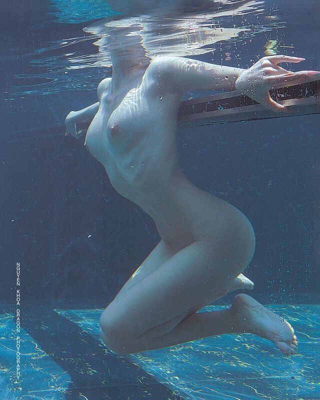 Nude, nudeart Under Waterphoto preview