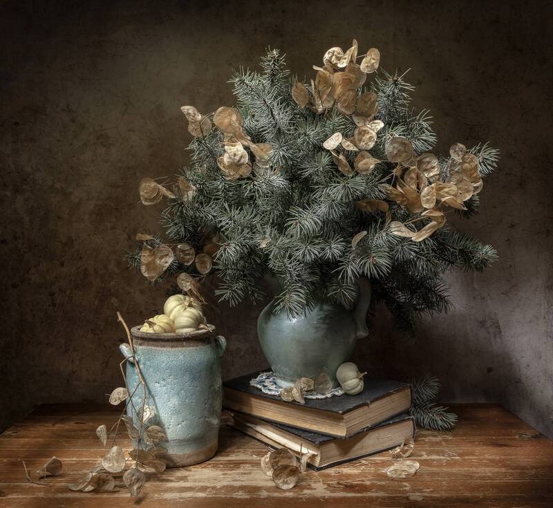 Лунный)photo preview