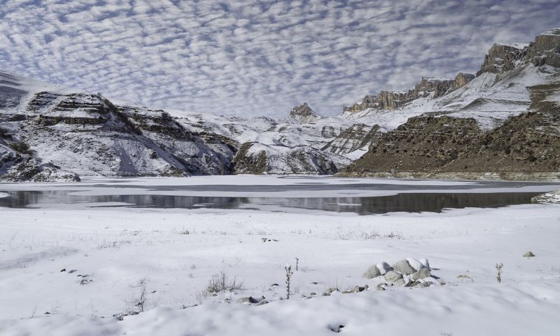 Россия, Кабардино-Балкария, озеро Гижгит, Былымское озеро, КБР,  Зима в КБР фото превью