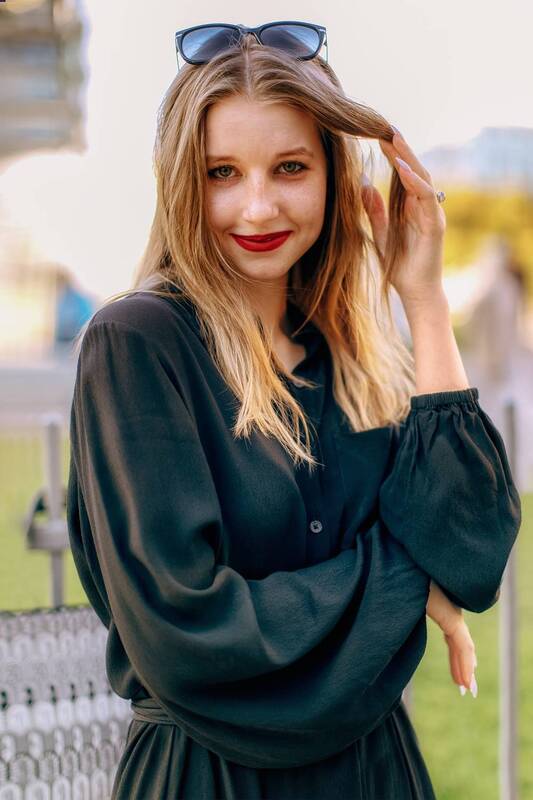 девушка, красавица, студентка Викторияphoto preview