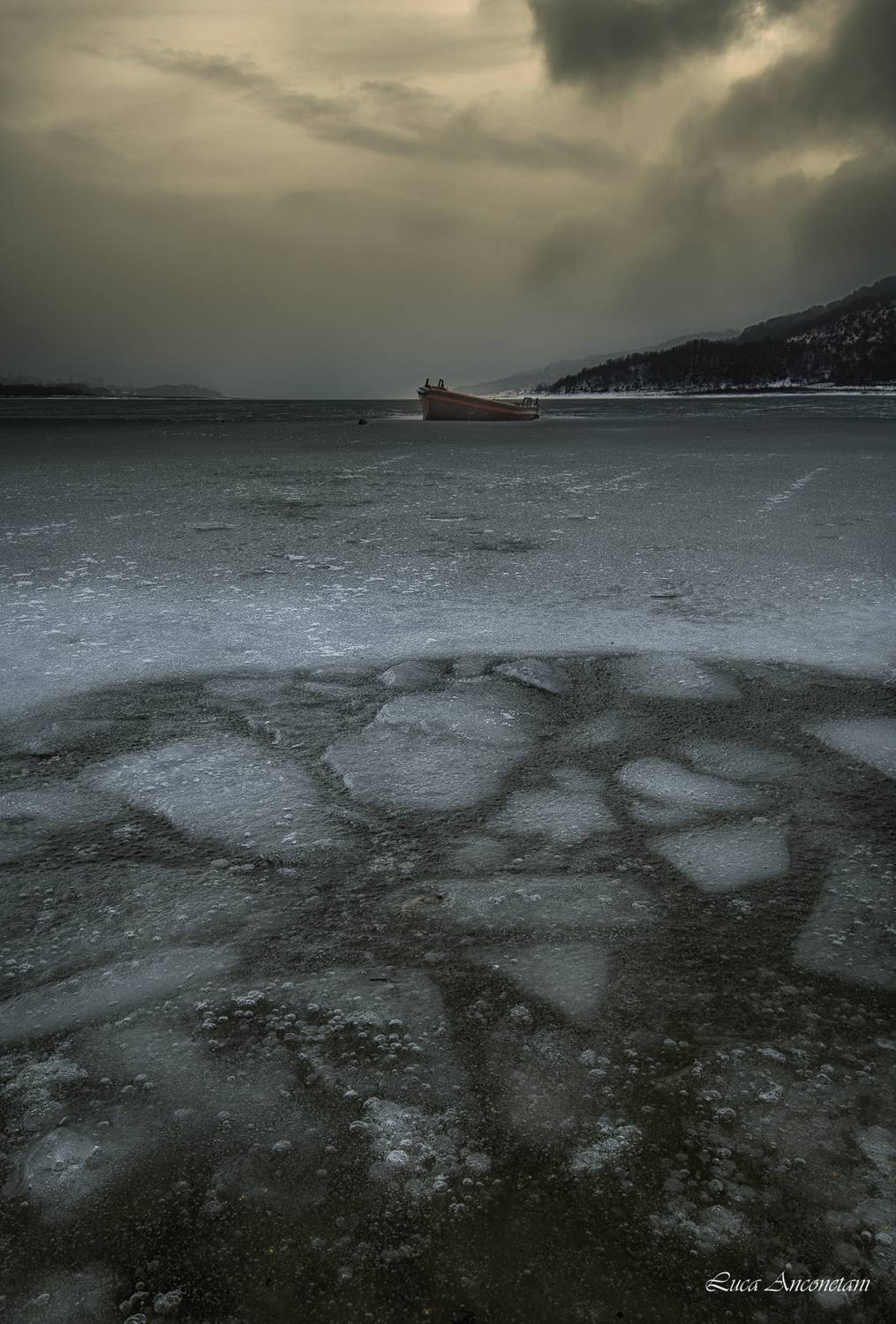 lake abruzzo italy cold winter ice boat travel, Anconetani Luca