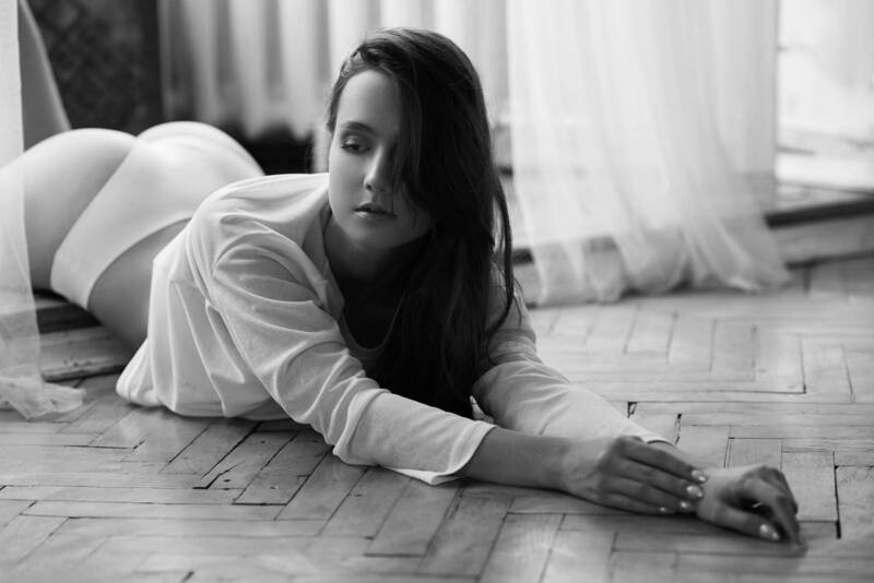 Яна фото превью