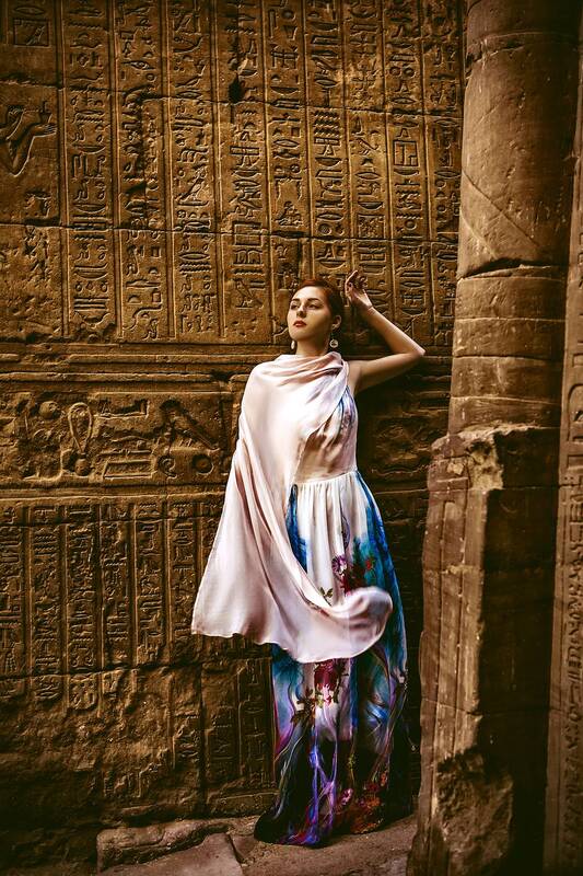 woman, portrait, fashion, beauty, outdoors Echoes of Horus, whispers of the divine фото превью