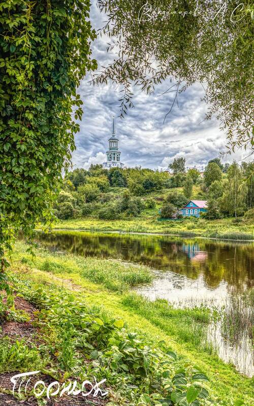река тверца торжок церковь спаса нерукотворного образа Вдоль реки Тверцы.photo preview