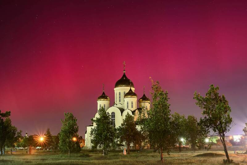 кавказ, кавказские минеральные воды, кмв, георгиевск, храм, aurora, aurora borealis, северное сияние, сияние, ночной город Северное сияние на Кавказе (43°с.ш.)photo preview