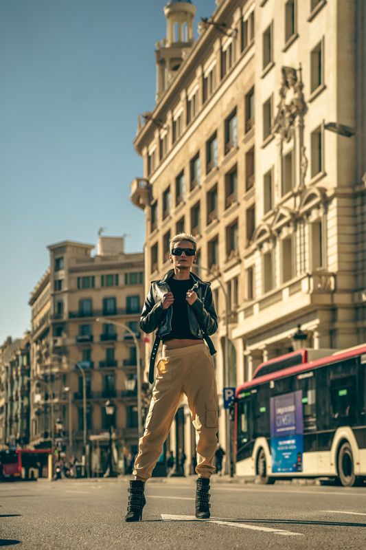 Standing outphoto preview