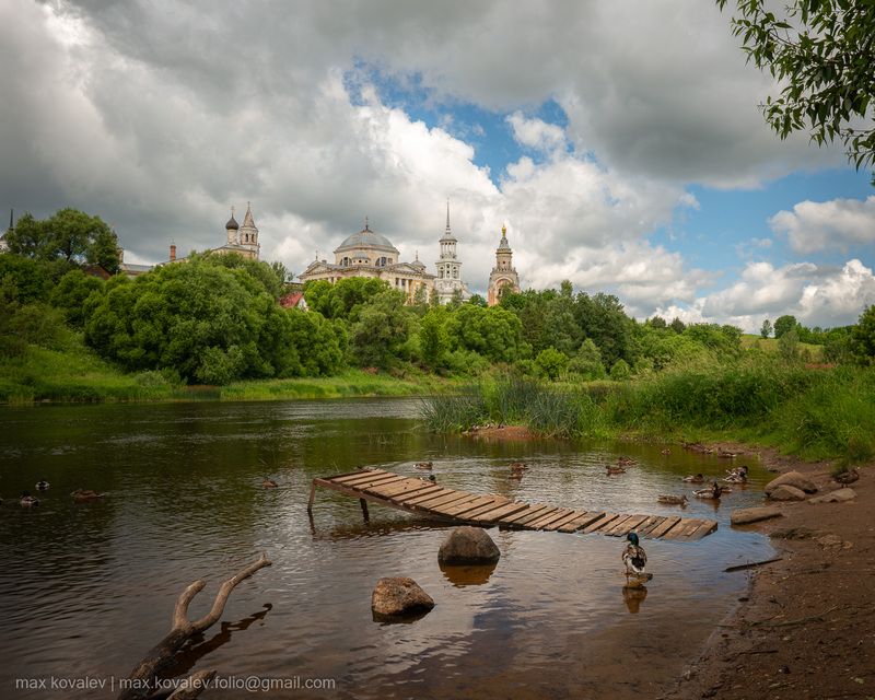 Russia, Torzhok, Tver region, architecture, building, cathedral, church, monastery, stacking, summer, temple, Бориса и Глеба в Торжке собор, Борисоглебский монастырь в Торжке, Борисоглебский собор в Торжке, Введения во храм Пресвятой Богород, Введенская ц Сельский городской пейзажphoto preview