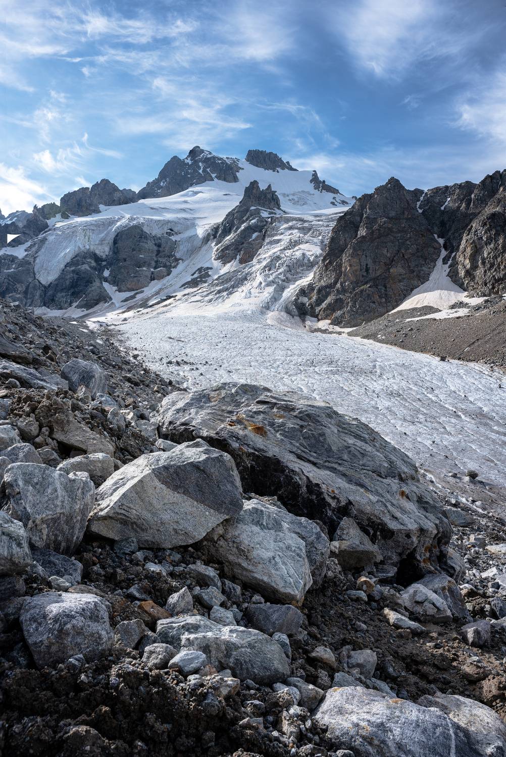 Путь во льдах. Автор: Уфимцев Юрий уллутау, адырсу, приэльбрусье, кабардинобалкария, кбр, кавказ,, Уфимцев Юрий
