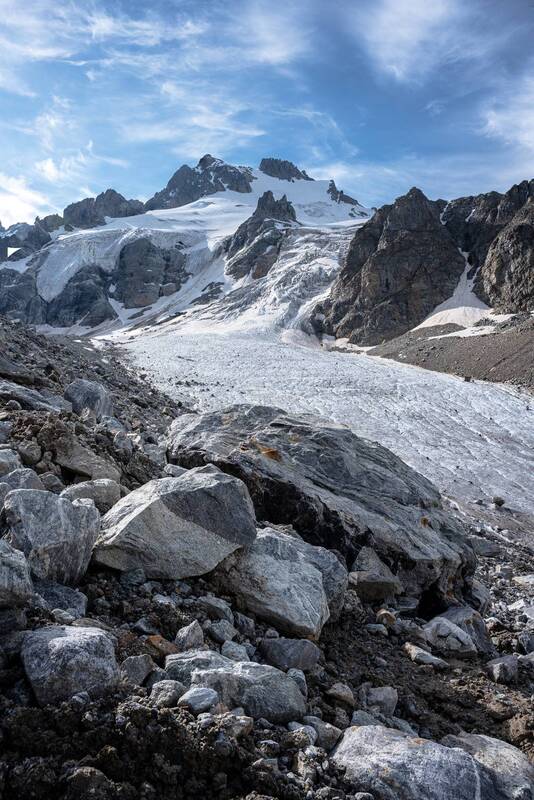 уллутау, адырсу, приэльбрусье, кабардинобалкария, кбр, кавказ, Путь во льдахphoto preview